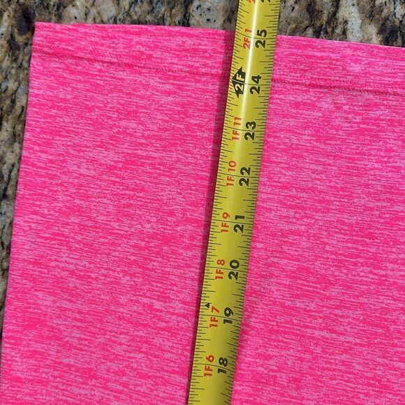 Under Armour Women's V-Neck Short Sleeve T-Shirt In Pink Size M - Picture 5 of 5